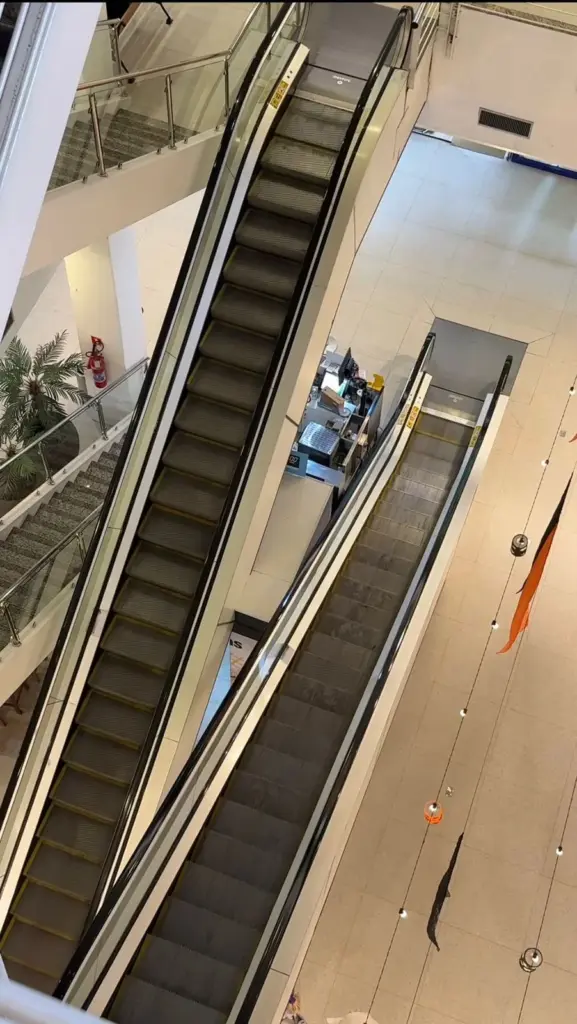 modernização de cabines de elevadores